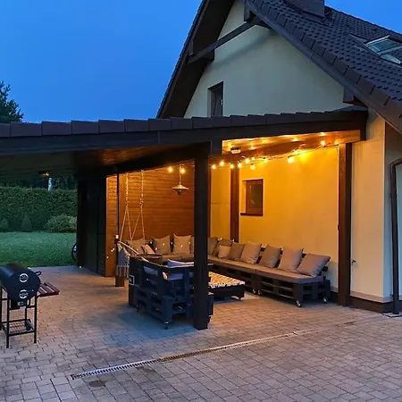 4 Bedroom Family House With Access To A Hot Tub