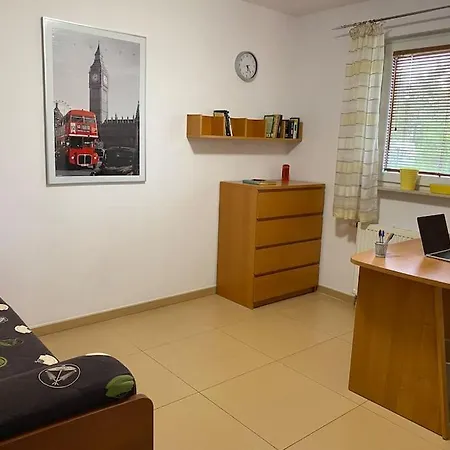 4 Bedroom Family House With Access To A Hot Tub Apartment *