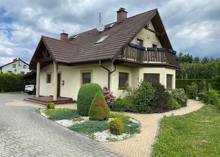 4 Bedroom Family House With Access To A Hot Tub Apartmán *