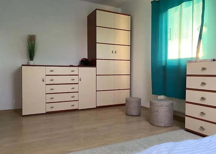 Apartmán 4 Bedroom Family House With Access To A Hot Tub Goczałkowice-Zdrój